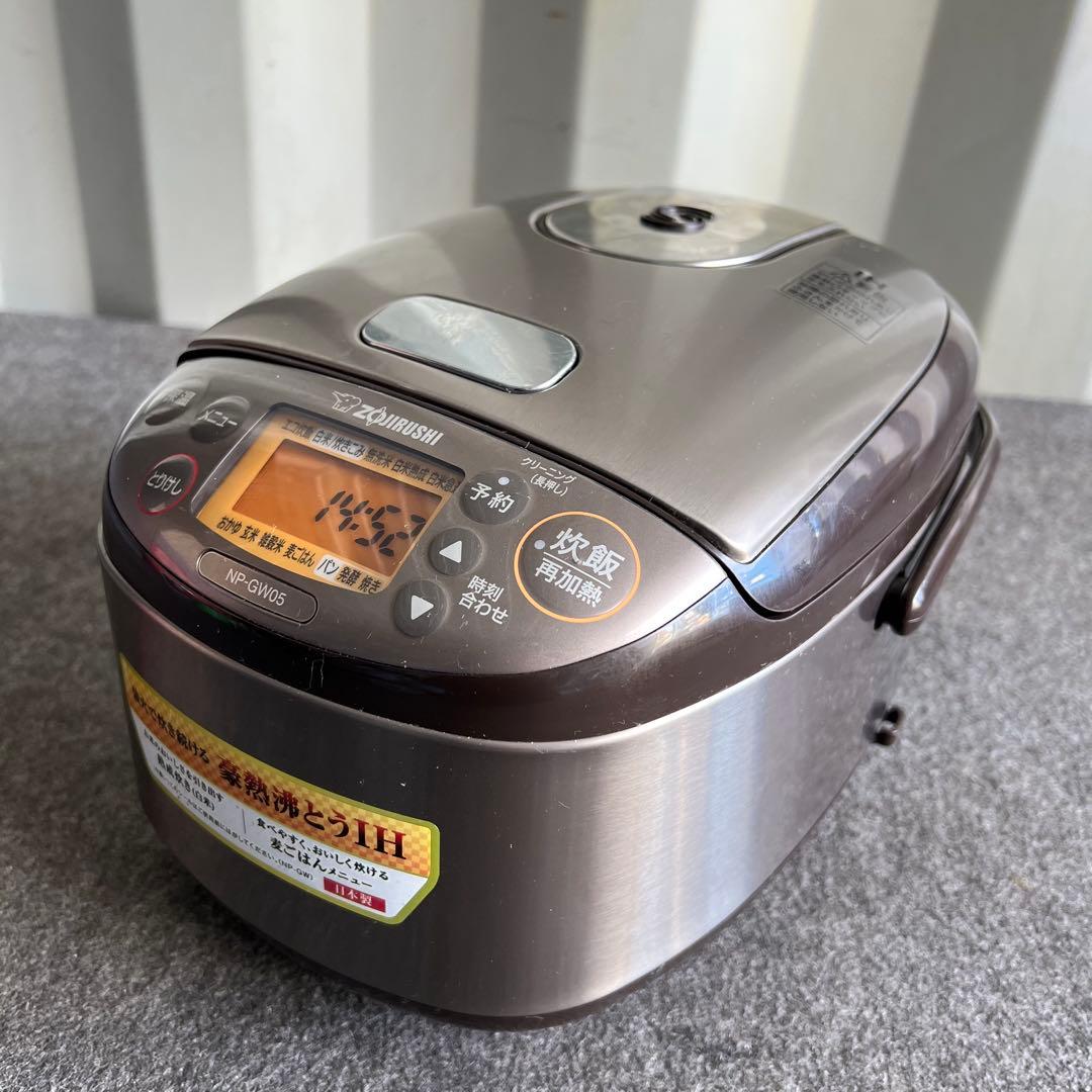 B4良品✨　象印マホービン 炊飯器 3合 NP-GW05 新生活応援✨ B4良品✨ 象印マホービン 炊飯器 3合 NP-GW05 新生活応援✨ - メルカリ