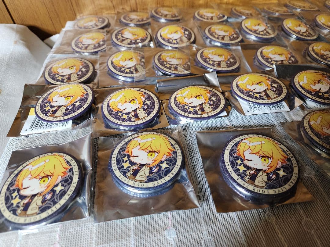 センラ 缶バッジ センワン2024 MARCEL デフォ 40個 - メルカリ