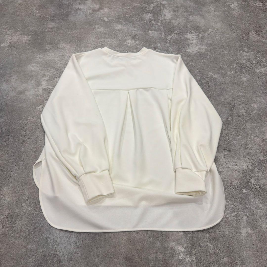 BEARDSLEY ホワイト 長袖ブラウス - メルカリ