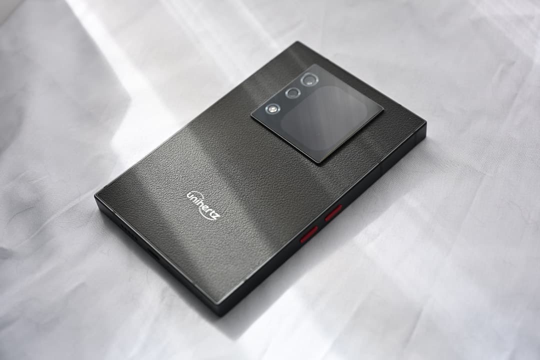 おまけ付き Unihertz Titan 2 ブラック 美品 - メルカリ