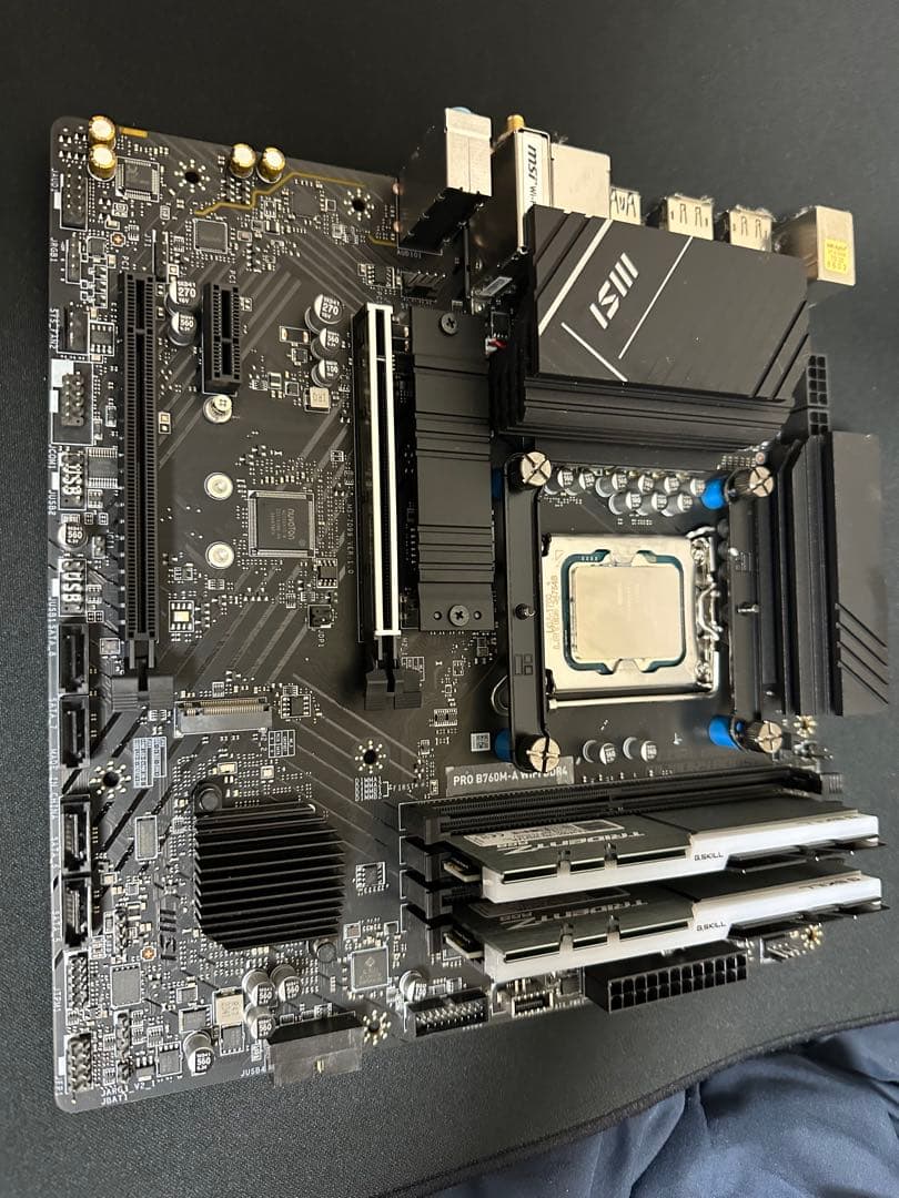 pro B760M-A+14600KF + メモリ+ CPUクーラーセット 巨大な空冷CPUクーラーが実装できるB760Mゲーミングマザーボード、「NH