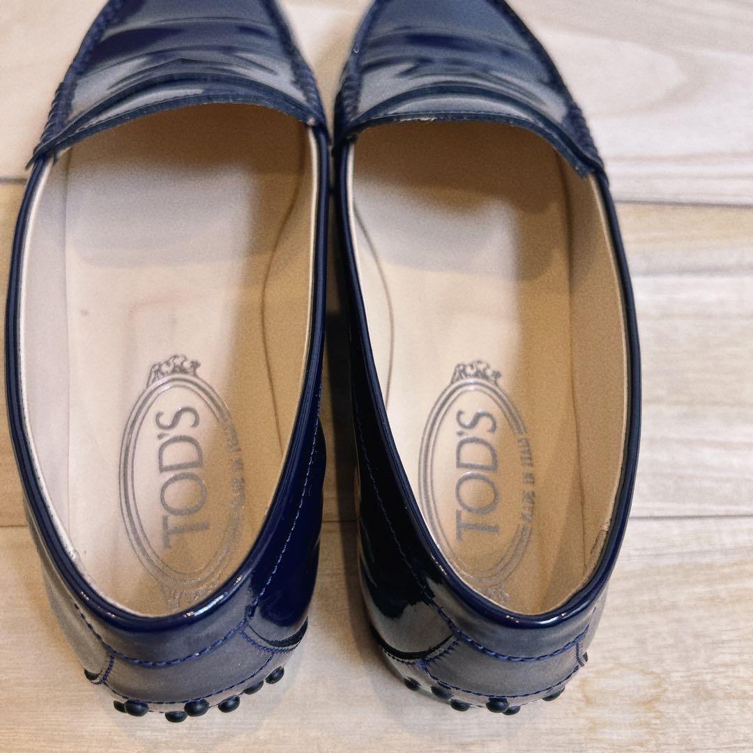 TOD'S トッズ ローファー パテント ロゴ刻印 24cm ネイビー - メルカリ