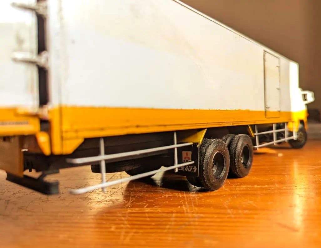 プラモデル完成品三菱ふそうFU - メルカリ