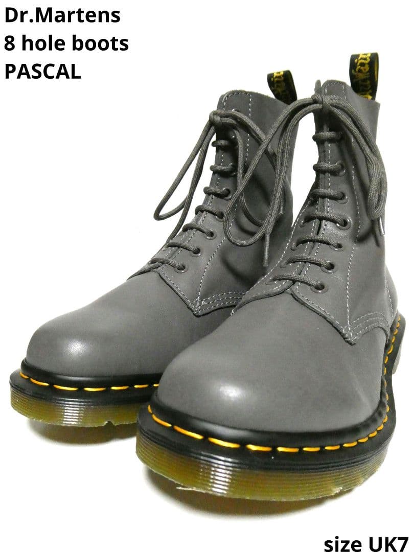 外出未使用＆極上美品！激レアカラーグレー！ドクターマーチン8ホール