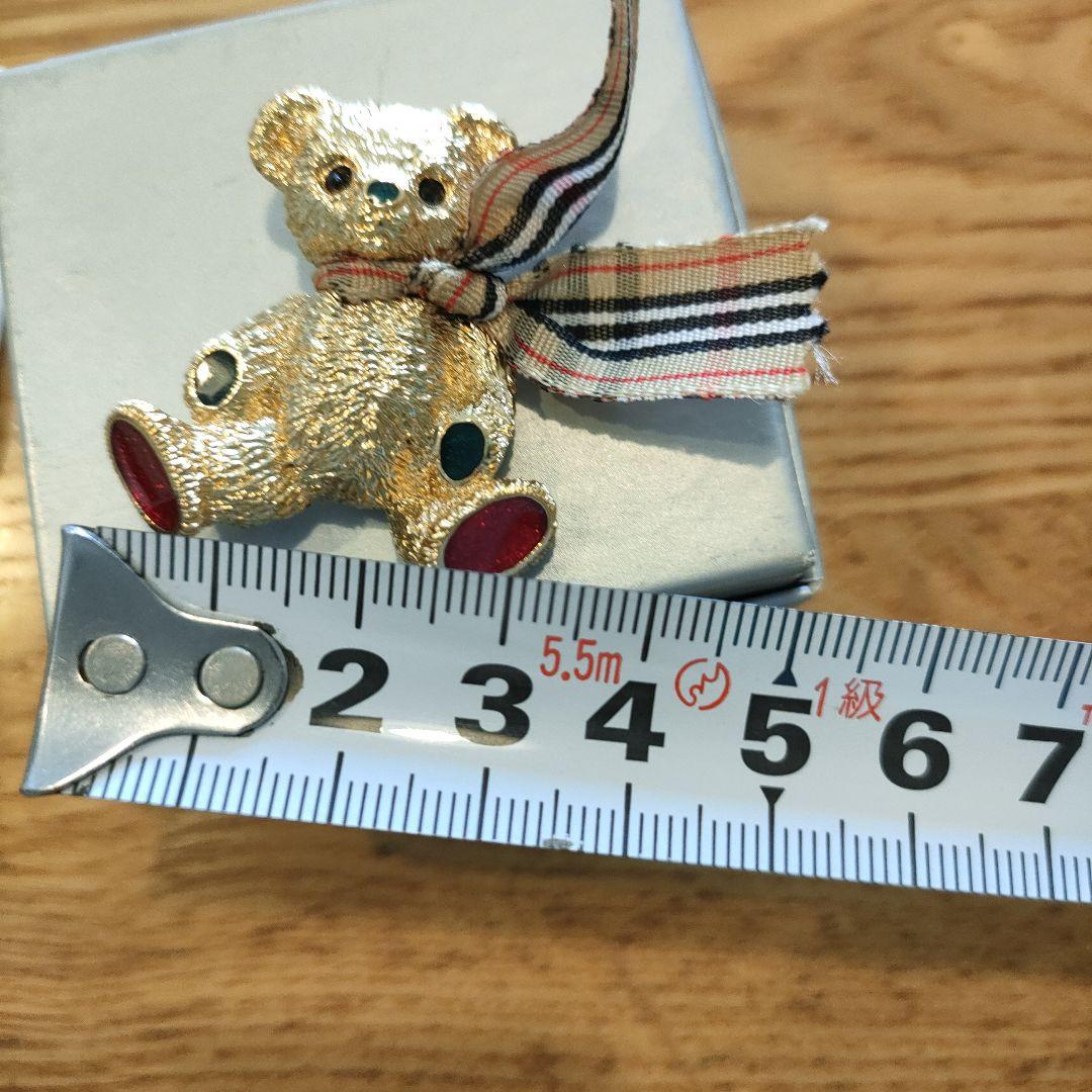 バーバリー 熊 ブローチ ベア ブローチ 付属品なし - メルカリ