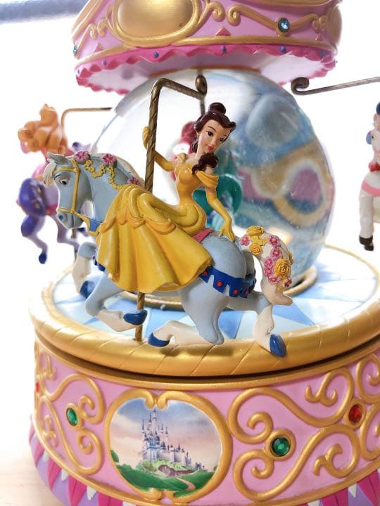 希少☆ディズニープリンセスメリーゴーランドのスノードーム - メルカリ