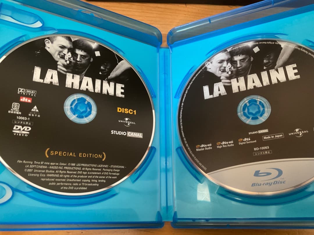 廃盤希少】LA HAINE 憎しみ Blu-ray＆DVDセット セル版 - メルカリ