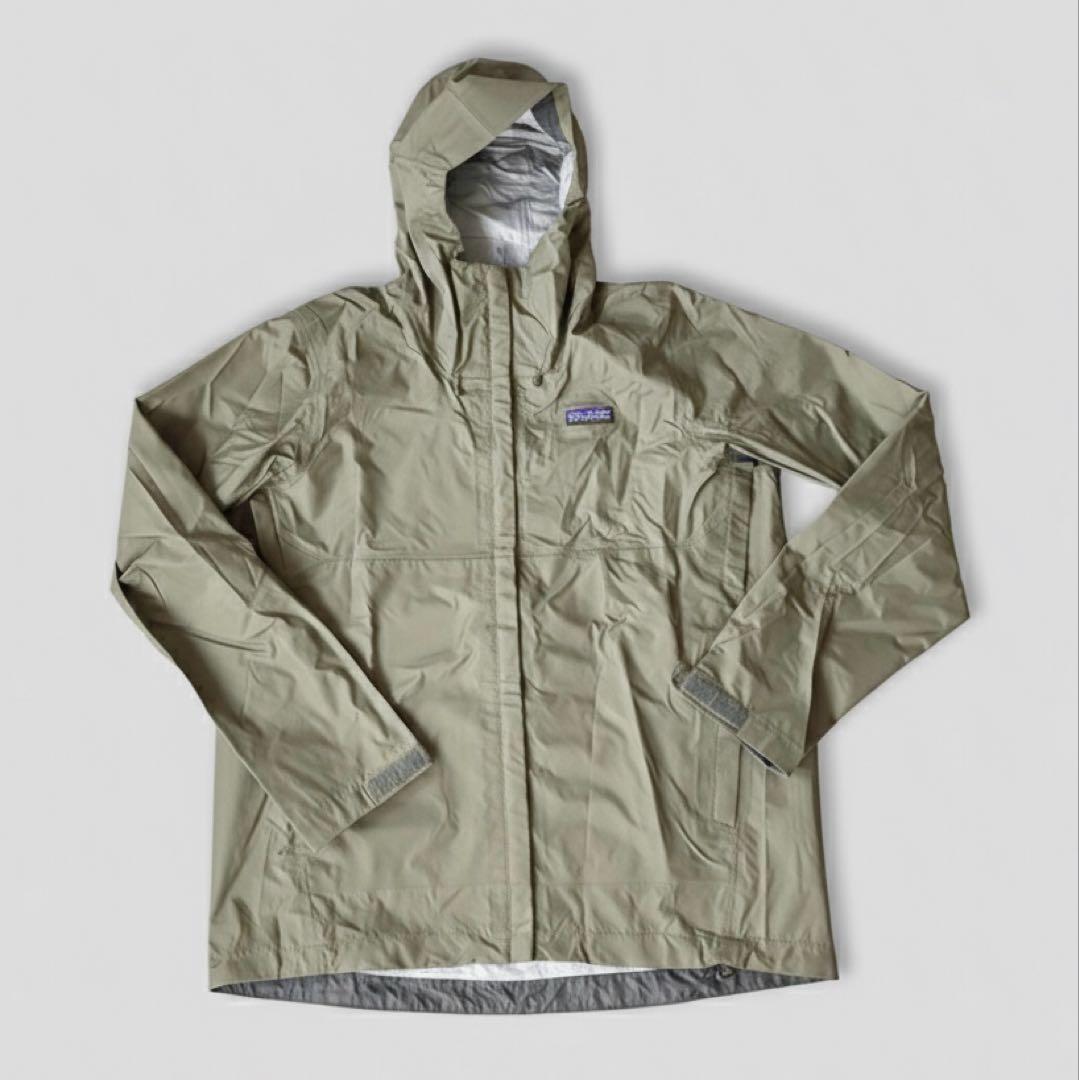 【新品未使用】patagonia ナイロンジャケット Ｍ　m'sオリーブ ナイロンジャケット M オリーブMARS フリークスストア /パタゴニア