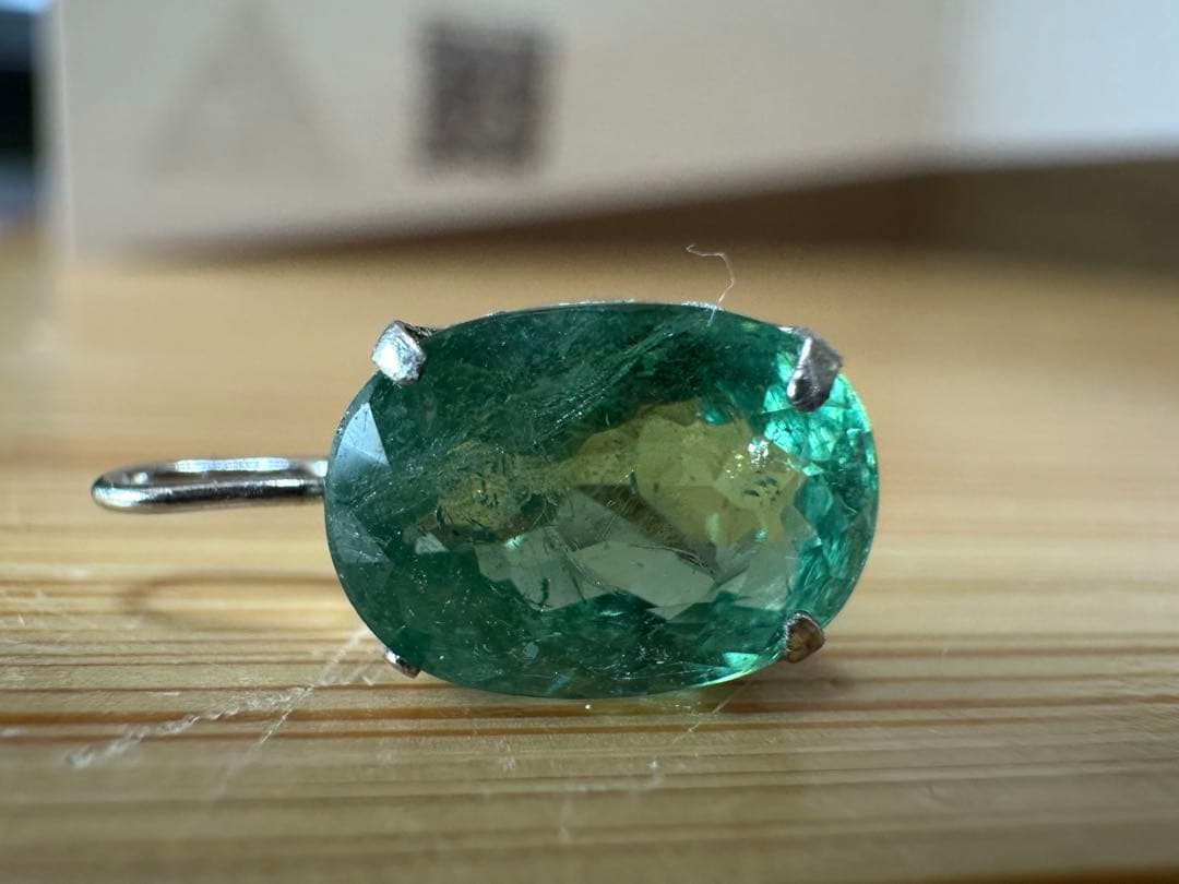 パライバトルマリンペンダントヘッド　モザンビーク産　1.56ct