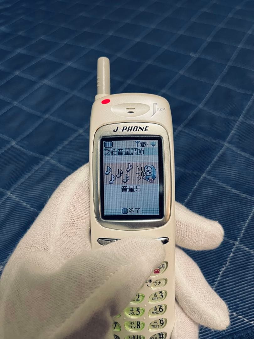 SHARP J-PHONE SH04 ホワイト 携帯電話本体 メルカリ便発送 - メルカリ