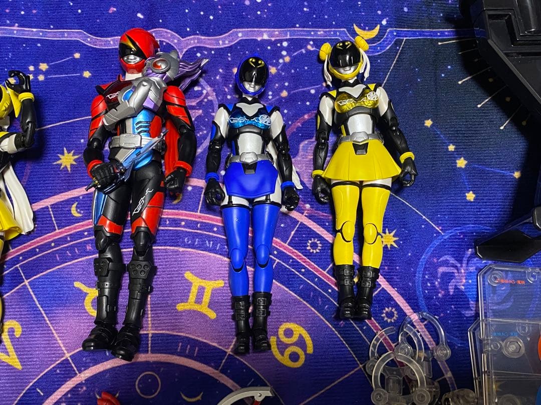 アキバレンジャー フィギュアーツ＆モエモエズキューン ムニュムニュ