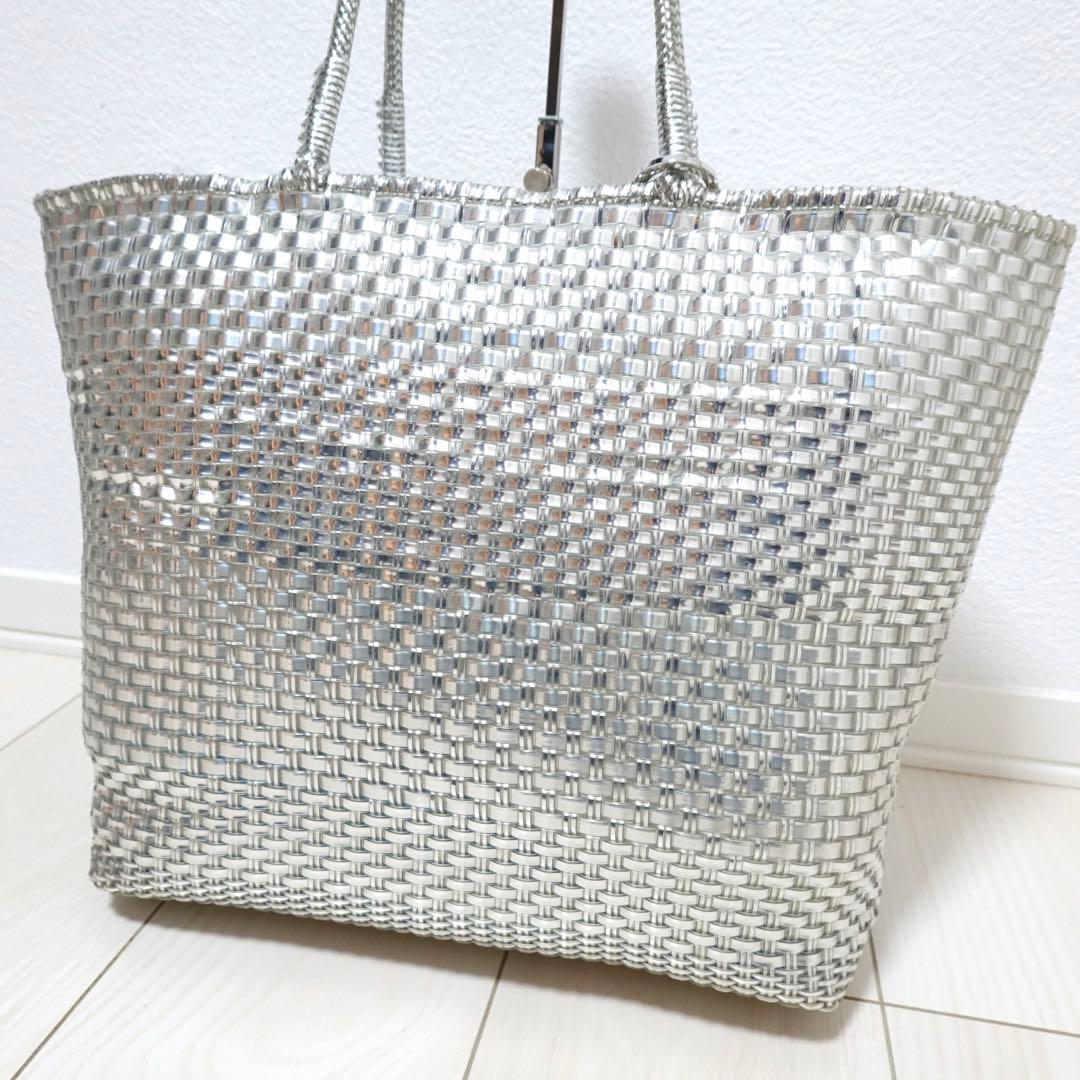 アンテプリマ イントレッチオ トートバッグ シルバー インナーポーチ付