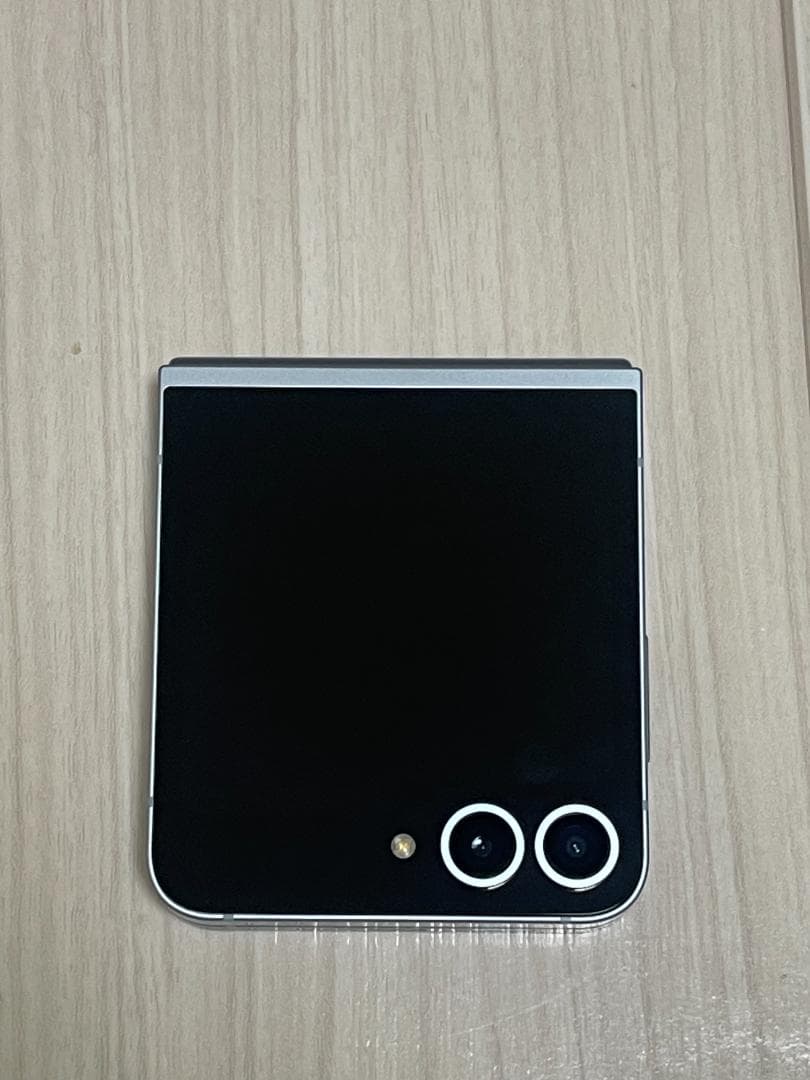 最終値下げGalaxy Z Flip6 ブルー 12GB 256GB ほぼ未使用 サムスン Galaxy Z Flip6 256GB SIMフリー [ブルー] 価格比較 - 価格.com