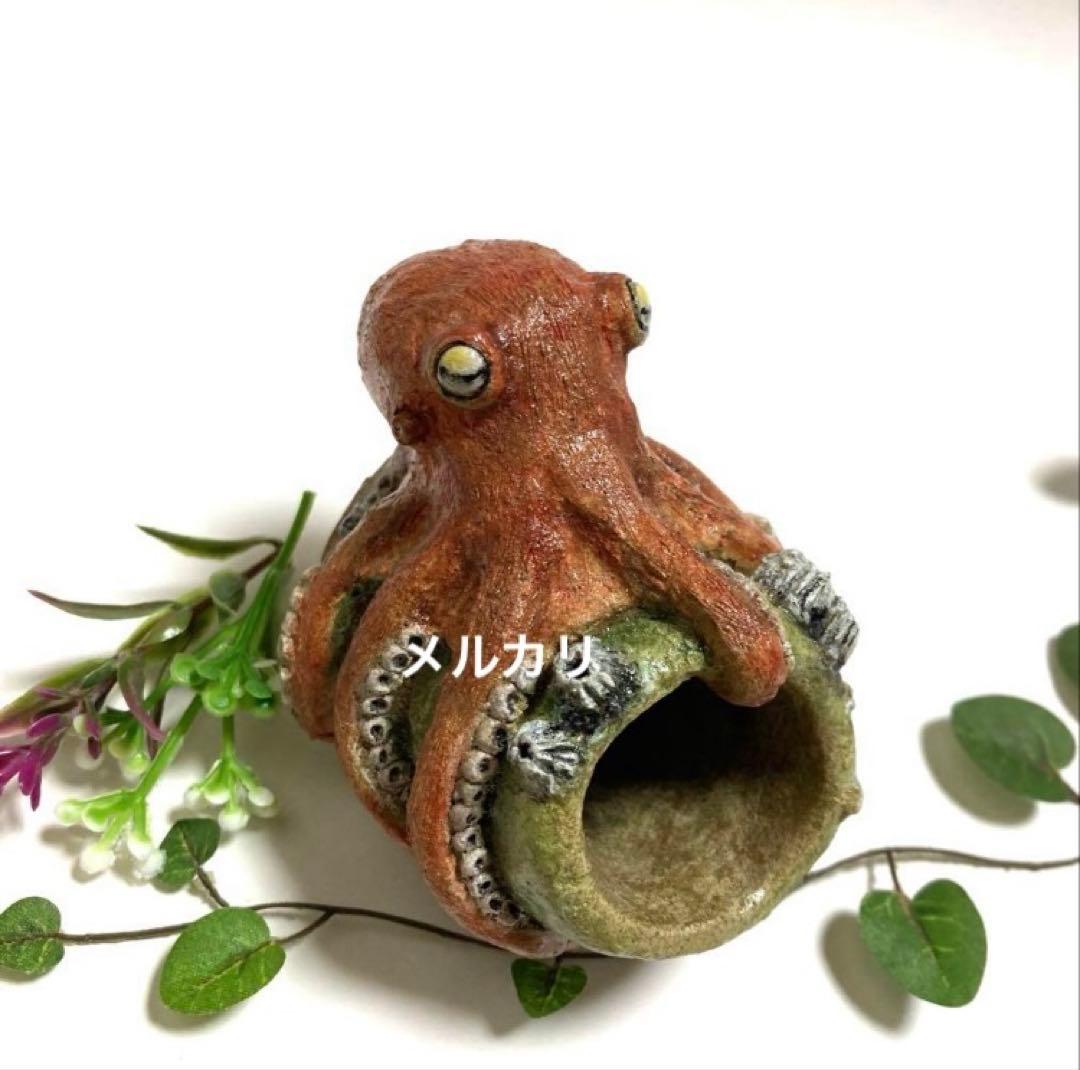 蛸壺からタコ♡運気アップ、縁起物、陶器人形、置物、フィギュア、タコ