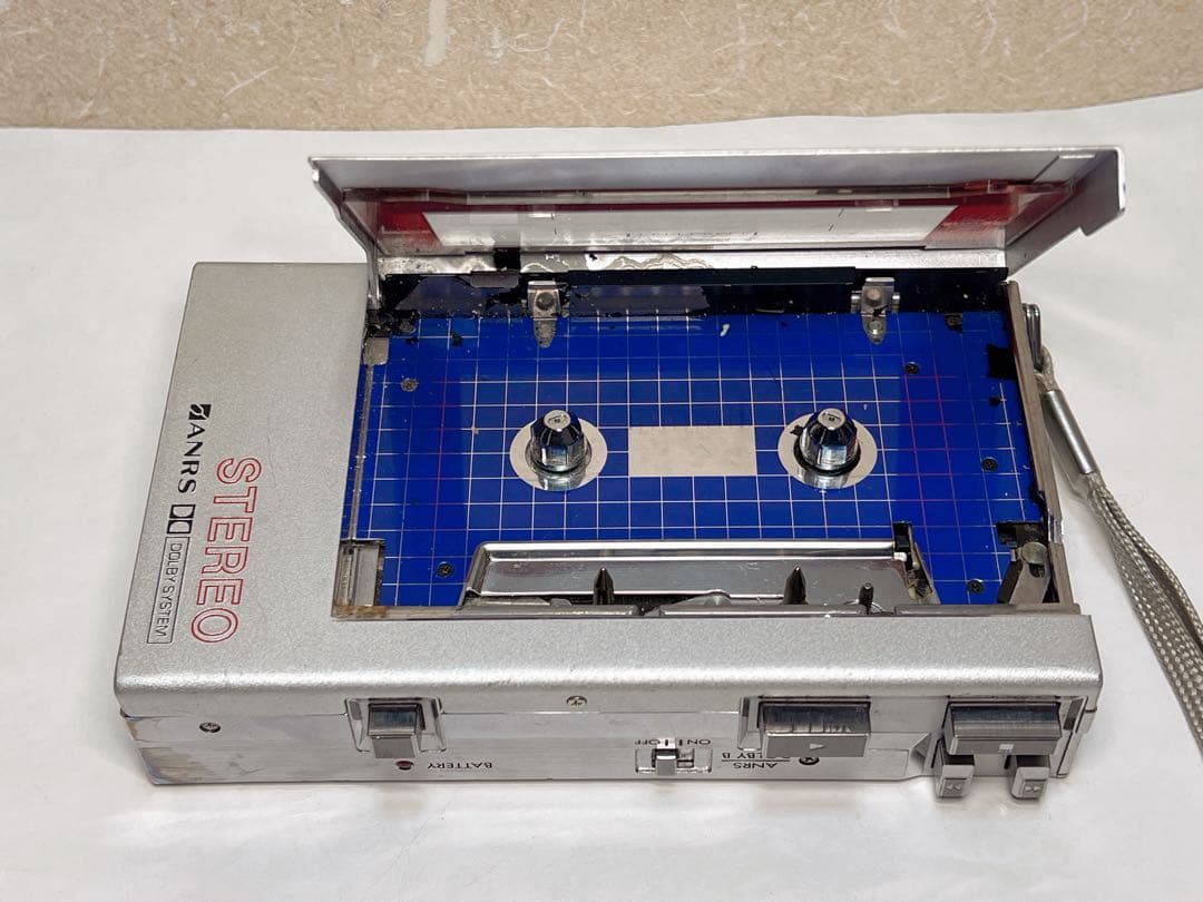 Victorビクター CQ-1 ステレオカセットプレーヤージャンク - メルカリ