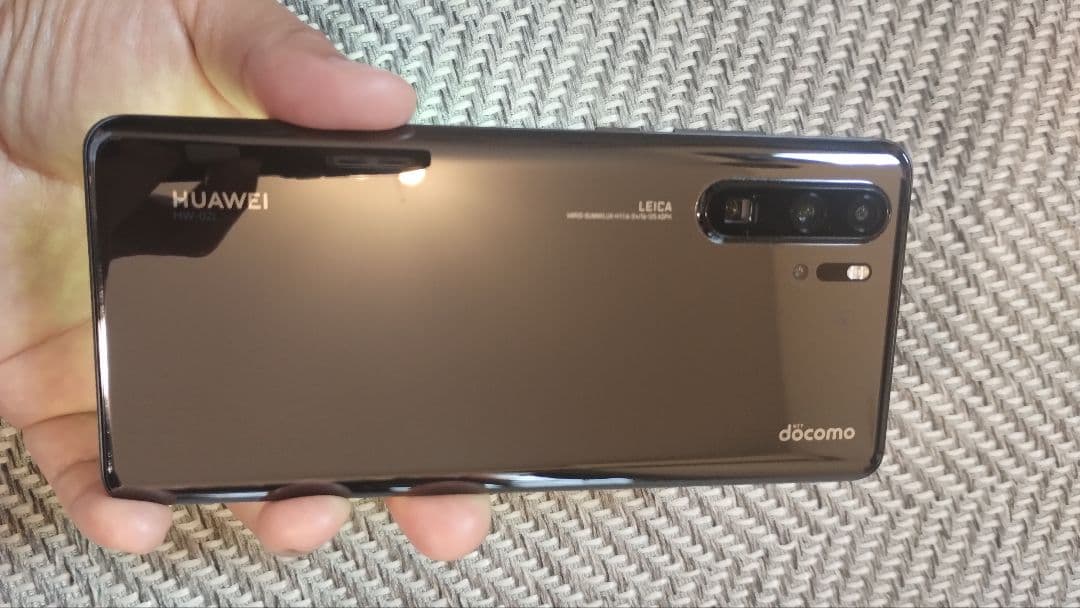 太郎様専用 難有HUAWEI P30 pro docomo ひび割れありジャンク - メルカリ