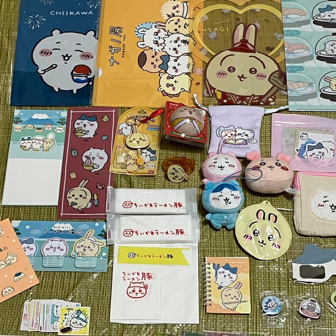 ちいかわ まとめ売り 大量 140サイズ 小物 ぬいぐるみ 雑貨 シール