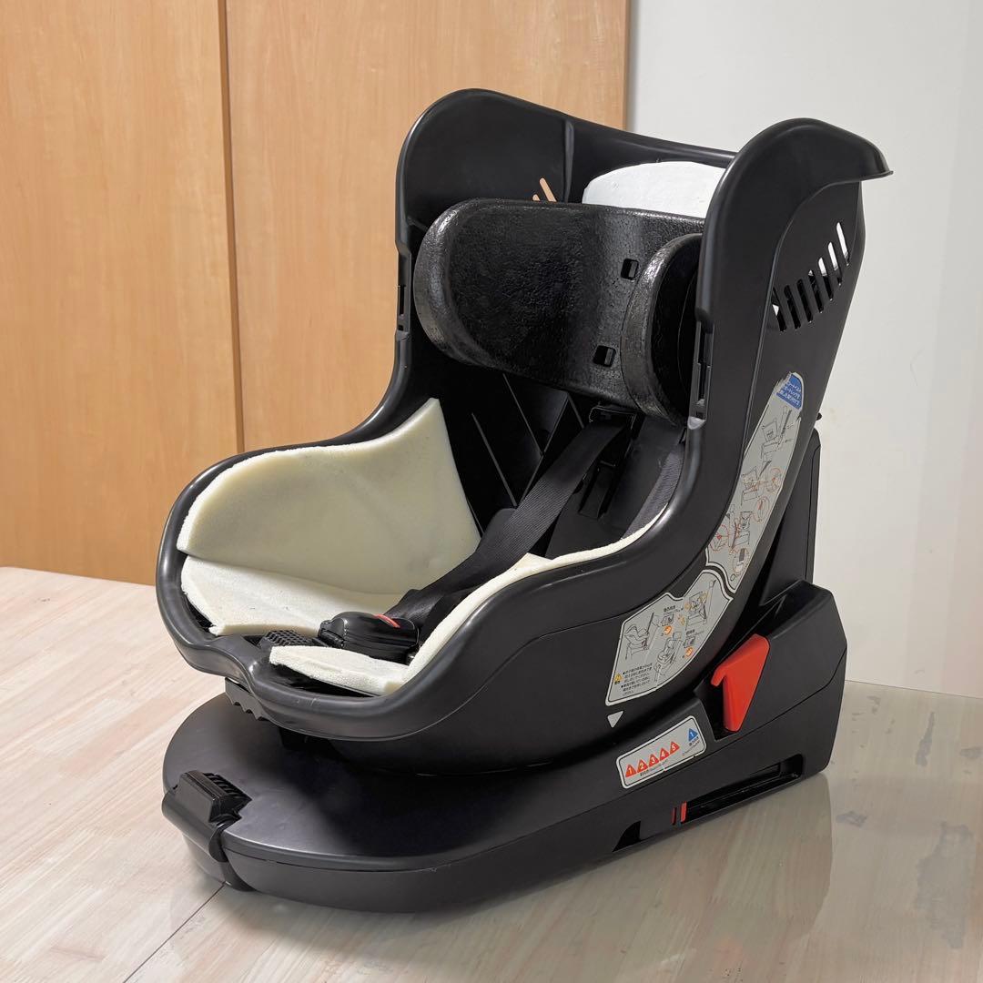 ISOFIX対応の回転式チャイルドシート「ターンレジェ FIX-ST」 - メルカリ