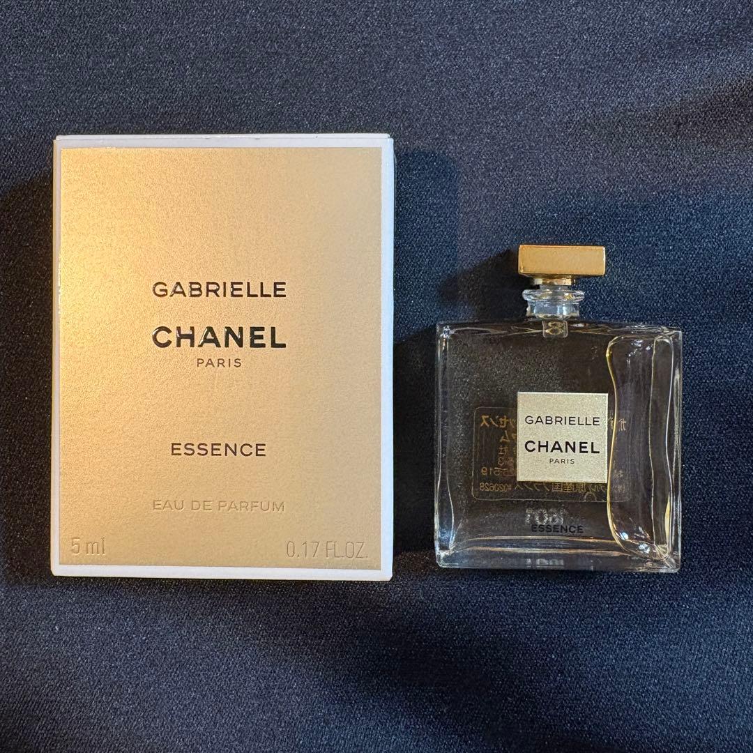 CHANEL GABRIELLE ESSENCE 5ml(25年10月) - メルカリ