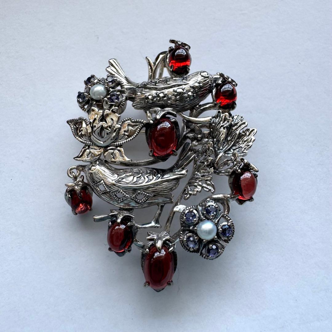 碌山 ウィリアム・モリスいちご泥棒ペンダントブローチ（ガーネット） 楽天市場】碌山 ウィリアム モリス いちご泥棒 ガーネット ネックレス