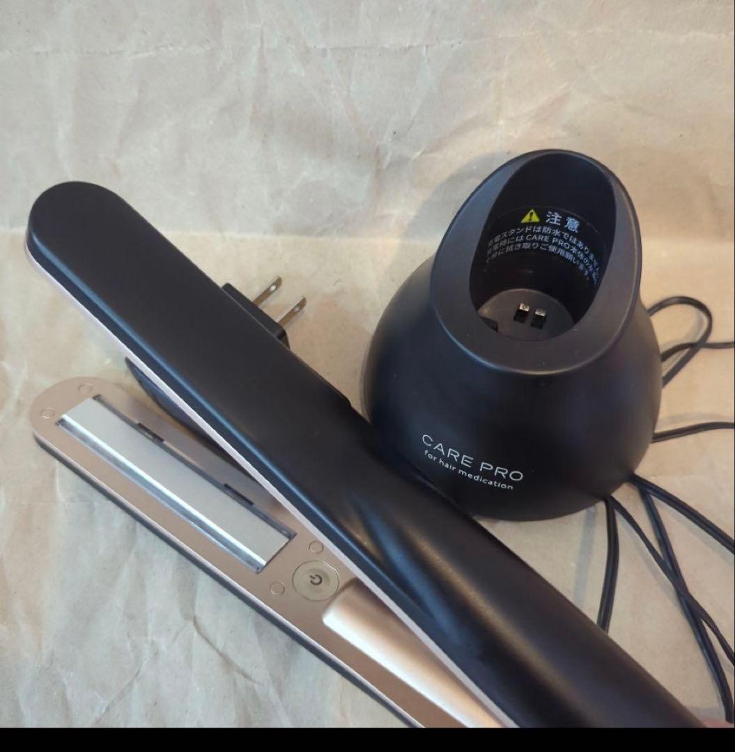 CARE PRO ヘアアイロン ブラック 充電ドック付き - メルカリ
