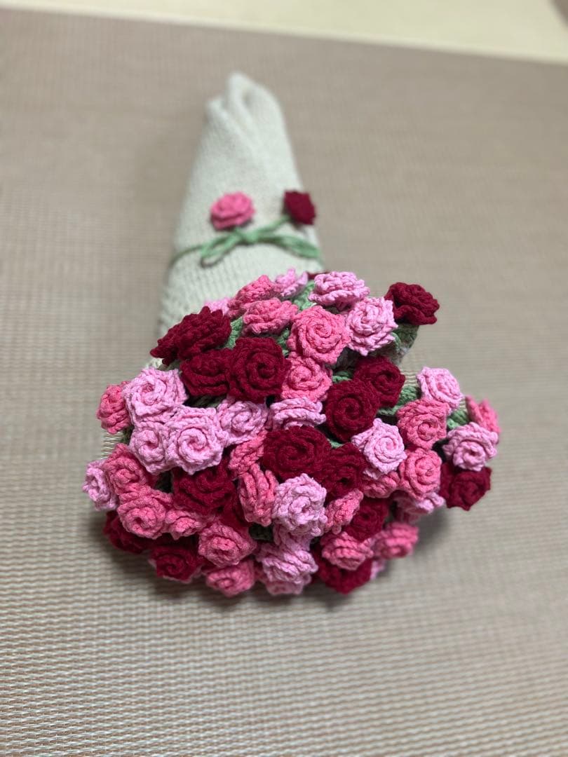 バラの花束ブランケット直径103cm，72本の大きなバラ，ストール - メルカリ