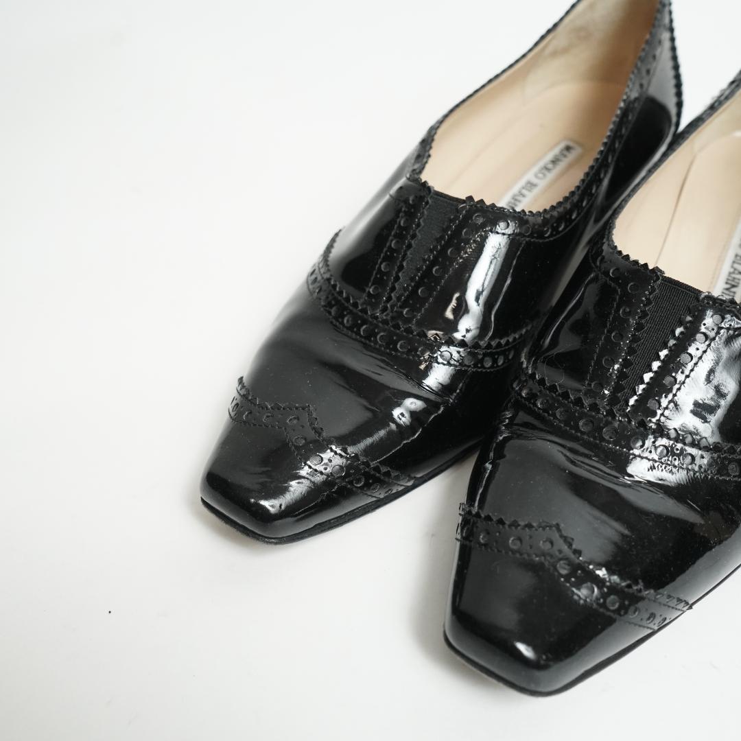 【美品】マノロブラニク エナメル ローファー レザー 24.5cm