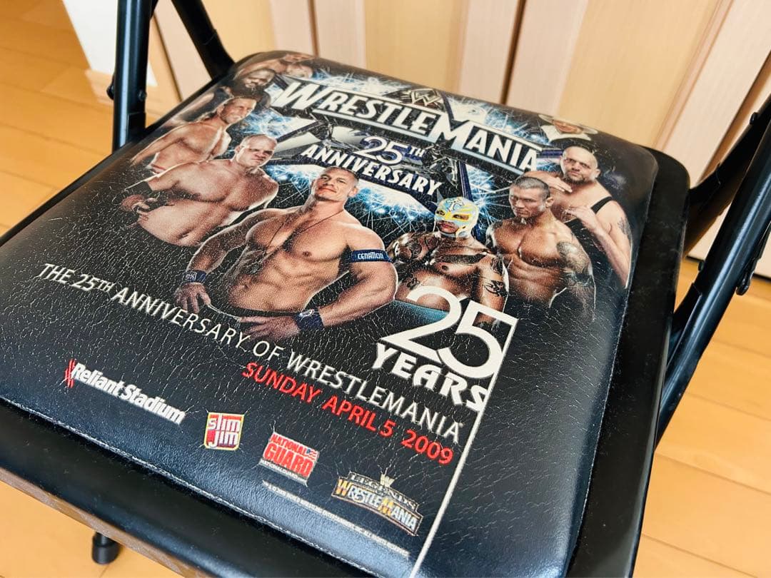 激レア！】WWE レッスルマニア25 大会記念 非売品 パイプイス WWF