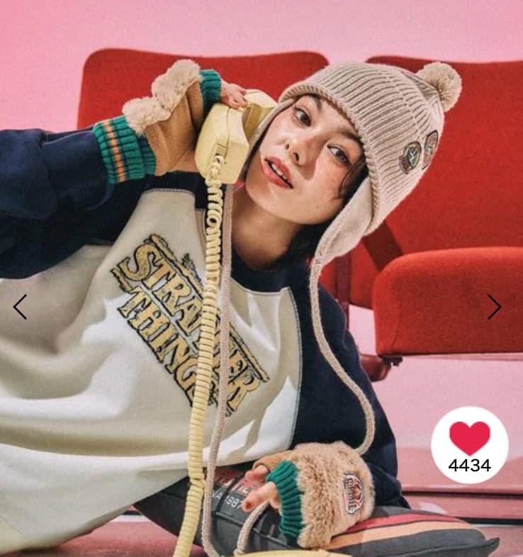 STRANGER THINGS】コラボ アソートスウェットプルオーバー - メルカリ