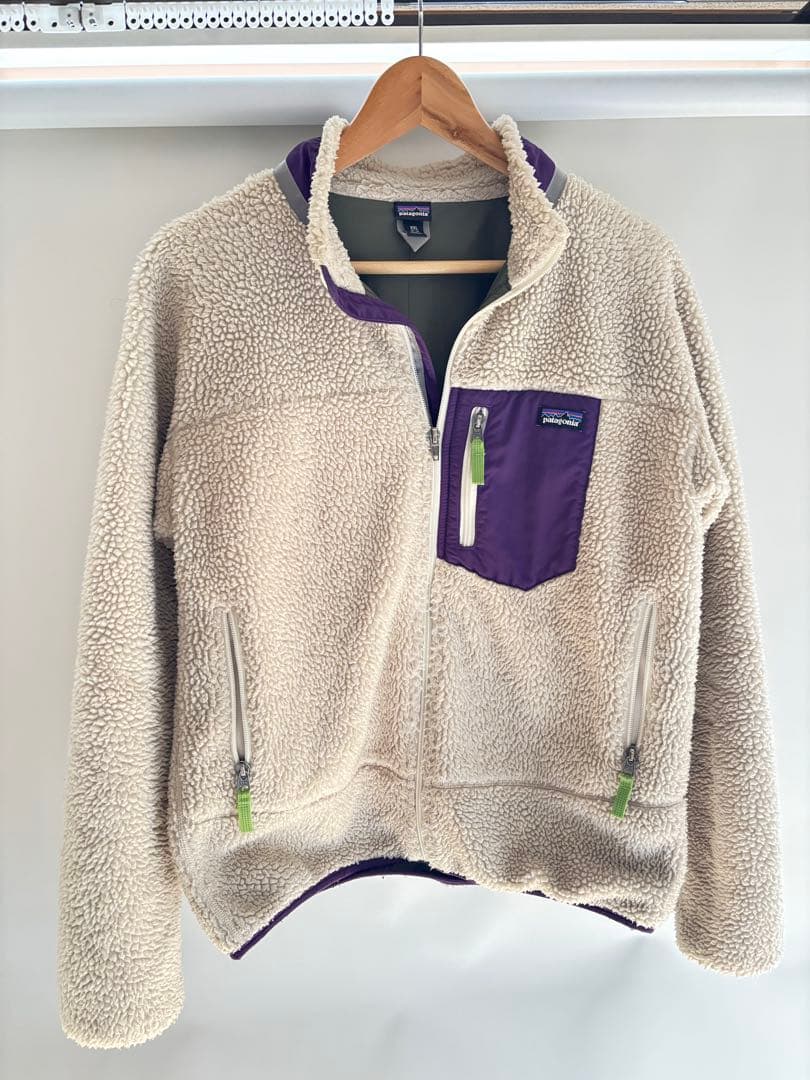 Patagonia フリースジャケット ベージュ/パープル - メルカリ