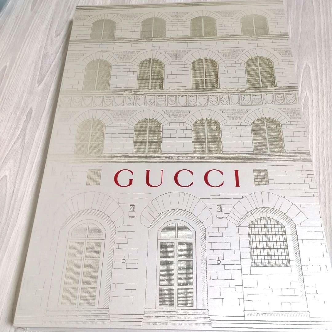 GUCCI ノベルティ アドベントカレンダー クリスマス オーナメント
