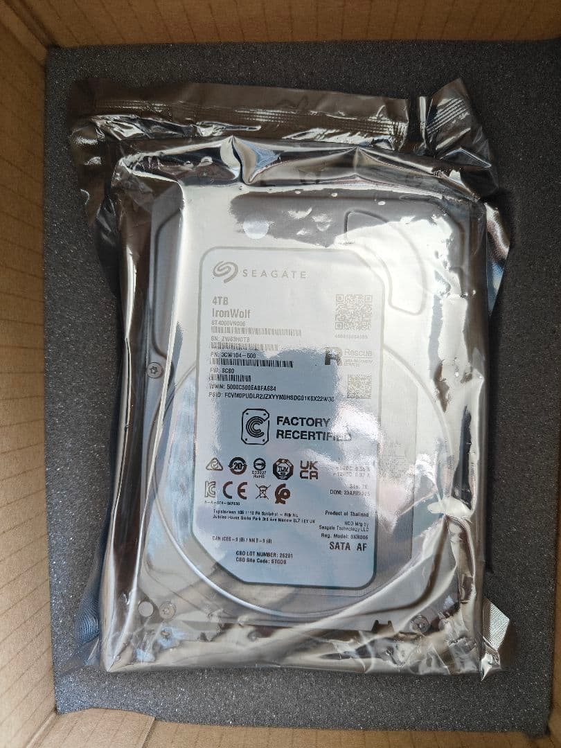 内蔵型ハードディスクドライブ Seagate IronWolf 4TB ST4000VN006 HDD Seagate（シーゲイト） Seagate IronWolf 4TB 3.5インチ NAS用HDD
