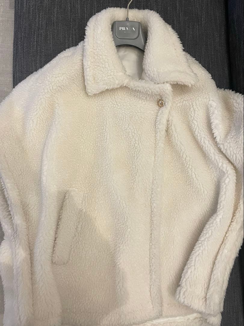 値下げ⭐︎birthdaybashボアコートホワイトポンチョの通販はau PAY