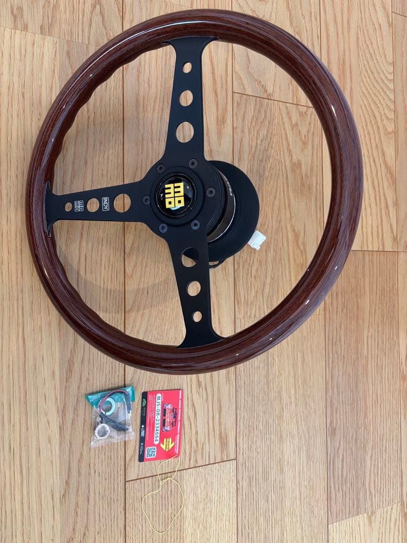 NDロードスターフルセット】MOMO ウッドステアリングHL-06 - メルカリ