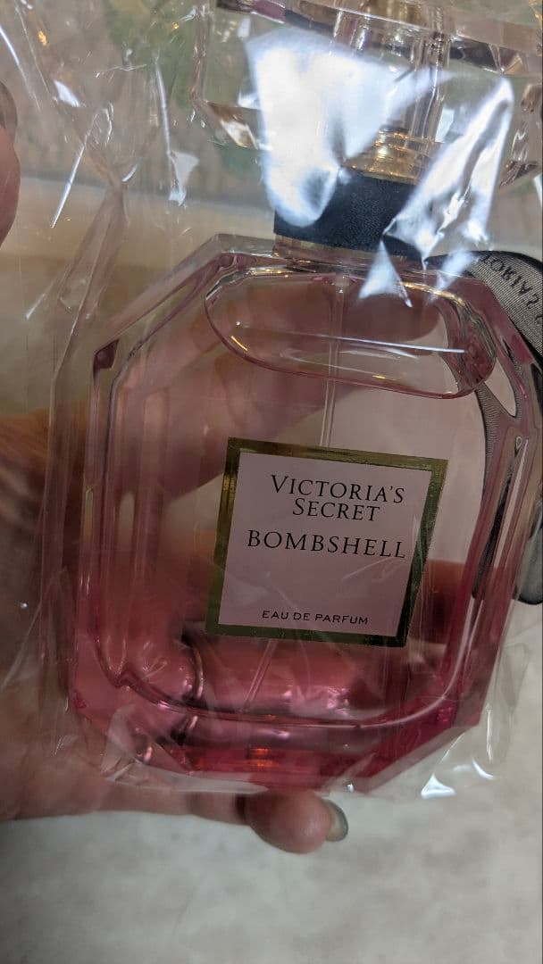 説明必読☆】ヴィクトリアシークレット ボムシェル 100ml 香水