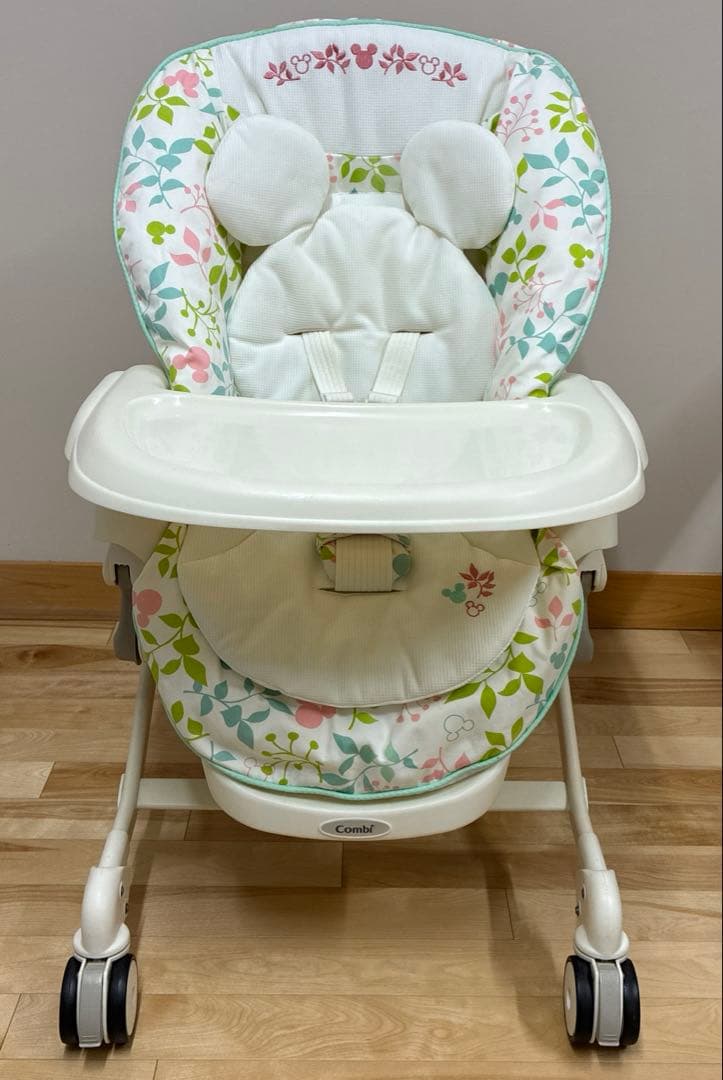 【美品】Combi ネムリラ ハイローチェア・お食事等の汚れ軽減シート付 Combi コンビ ネムリラ AUTO SWING Simplight (マーブルグレー) ハイ