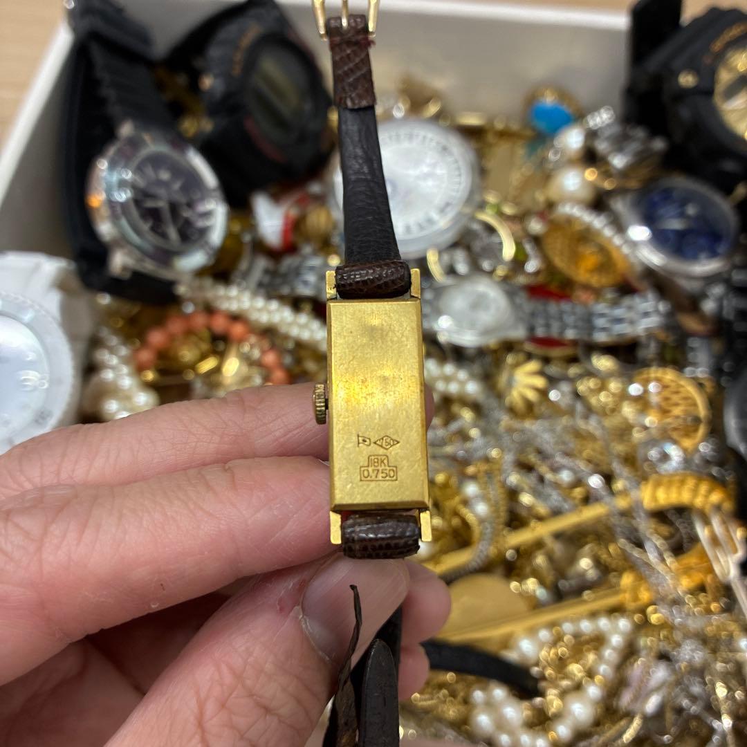 遺品整理 約1kg アクセサリー ネックレス イヤリング ブレスレット