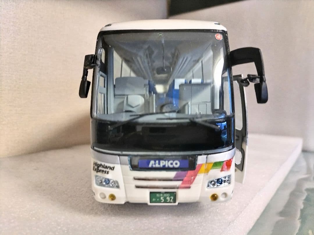 1/32 アルピコハイランドバス(日野セレガSHD) 素人組立品 - メルカリ