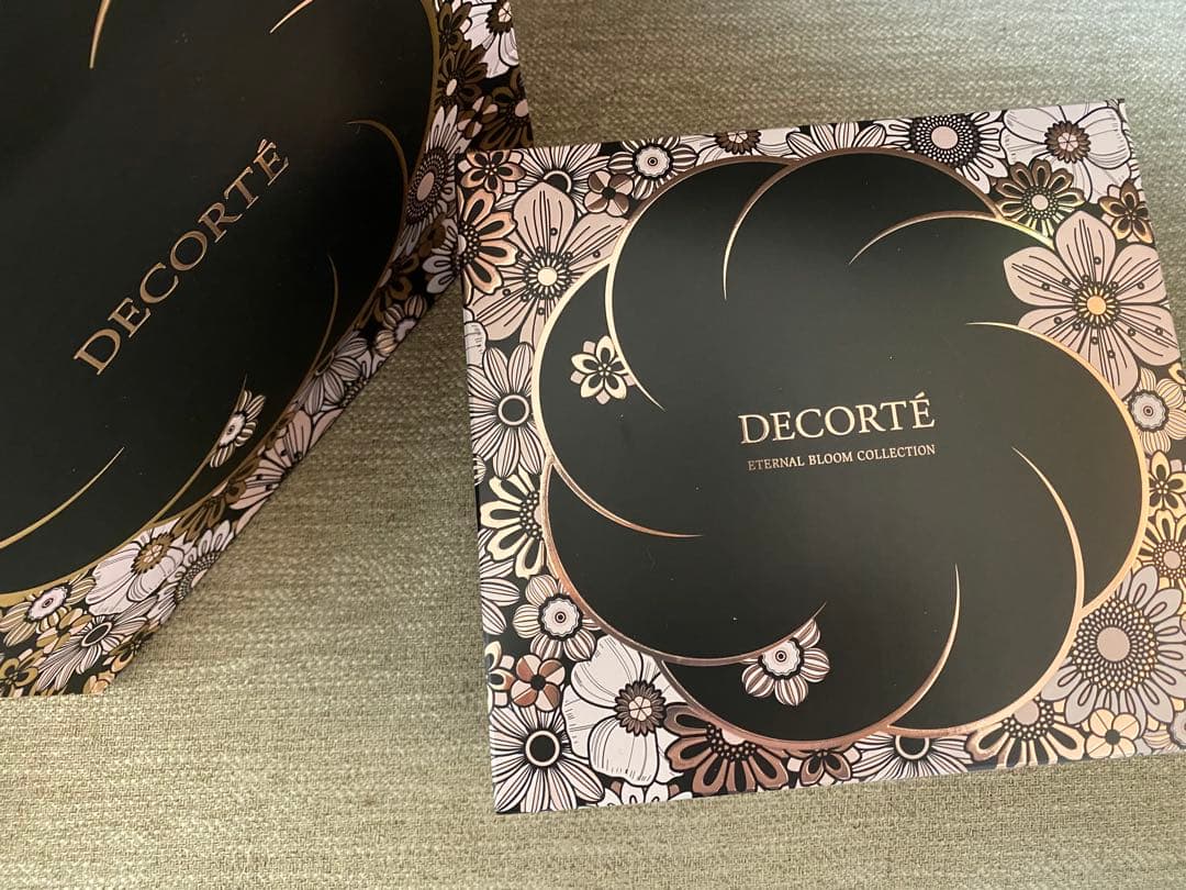 コスメデコルテ クリスマスコフレ 2025 リップ ポーチ 2点 - メルカリ