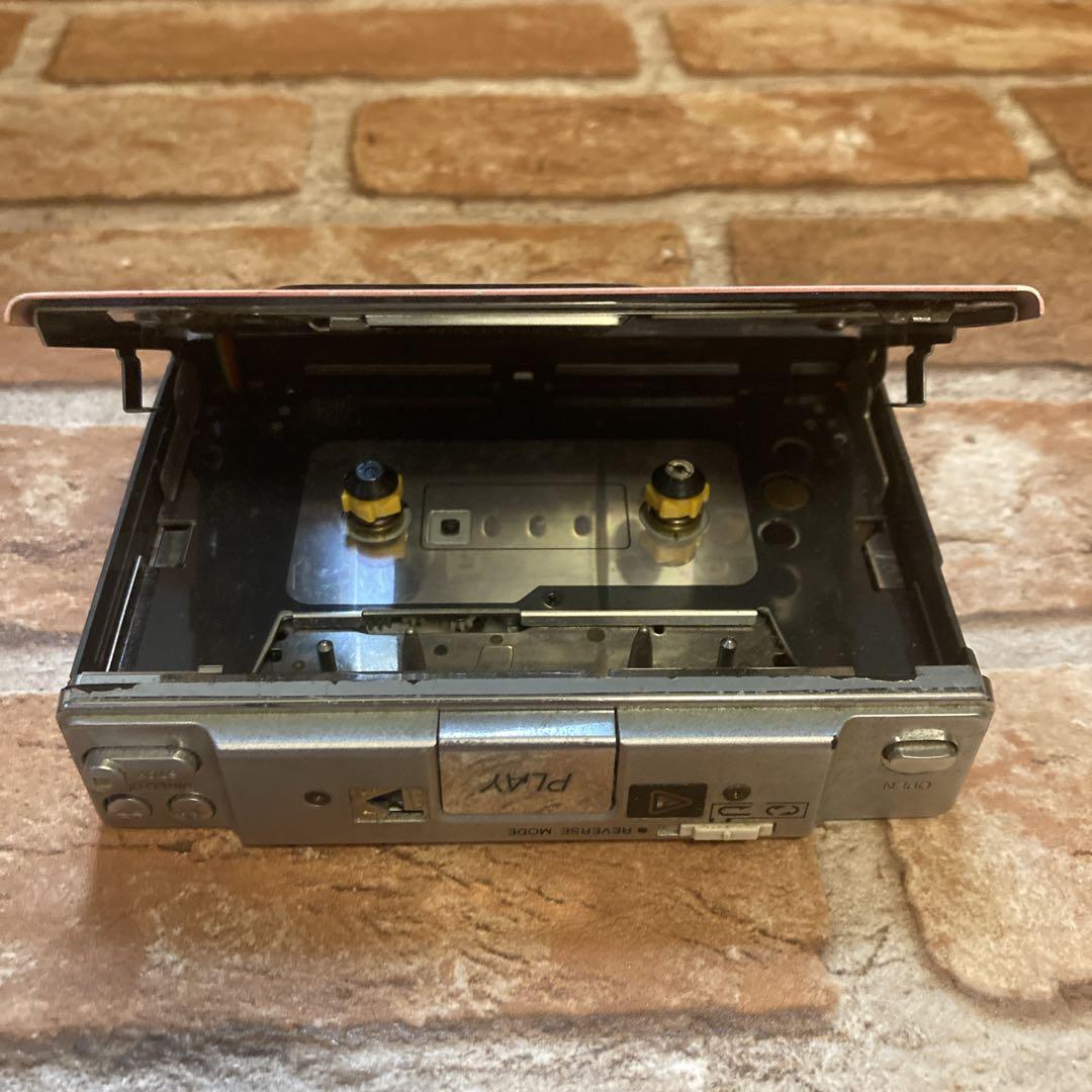 AIWA HS-P10 ピンク カセットボーイ カセットプレーヤー ジャンク
