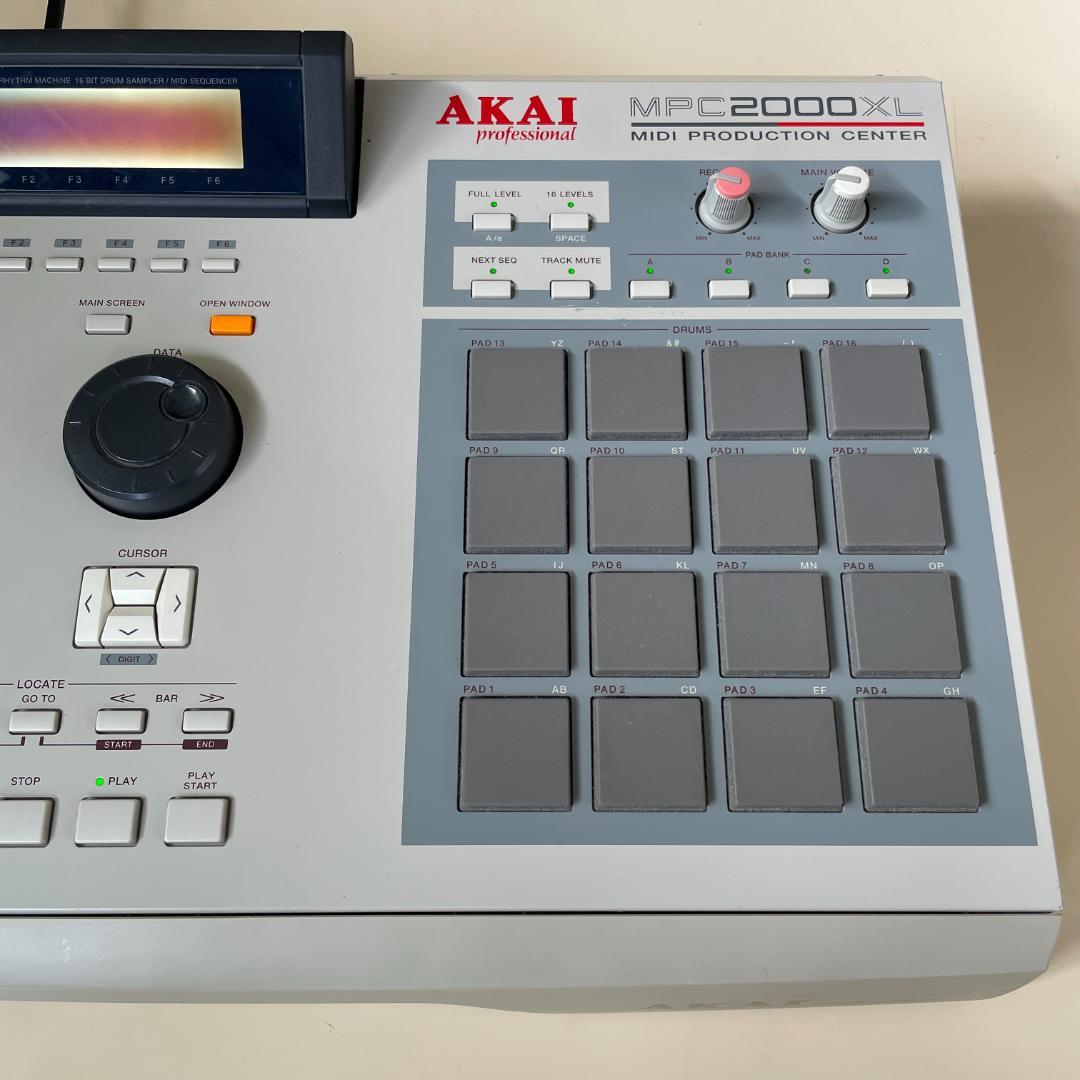 AKAI MPC2000XL サンプラー - メルカリ