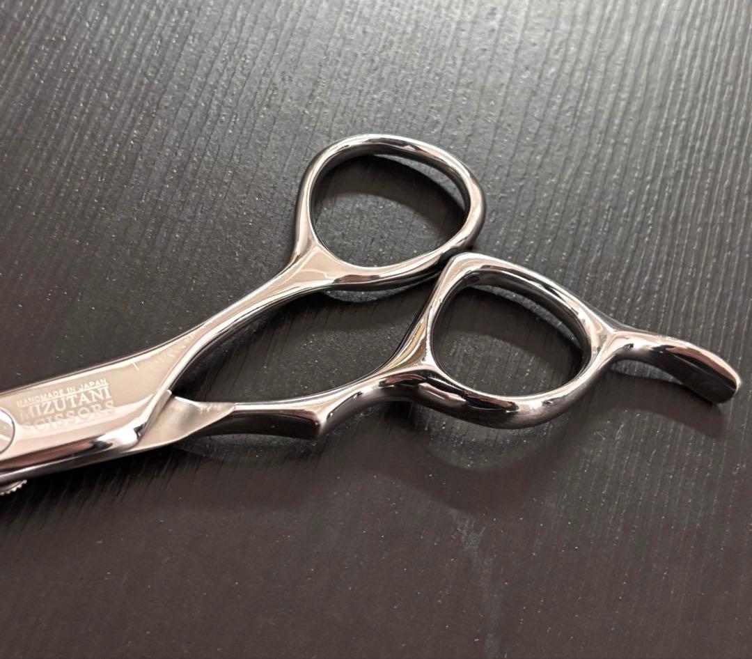 美品】MIZUTANI FIT 右手用シザー 5.5インチの通販はau PAY マーケット