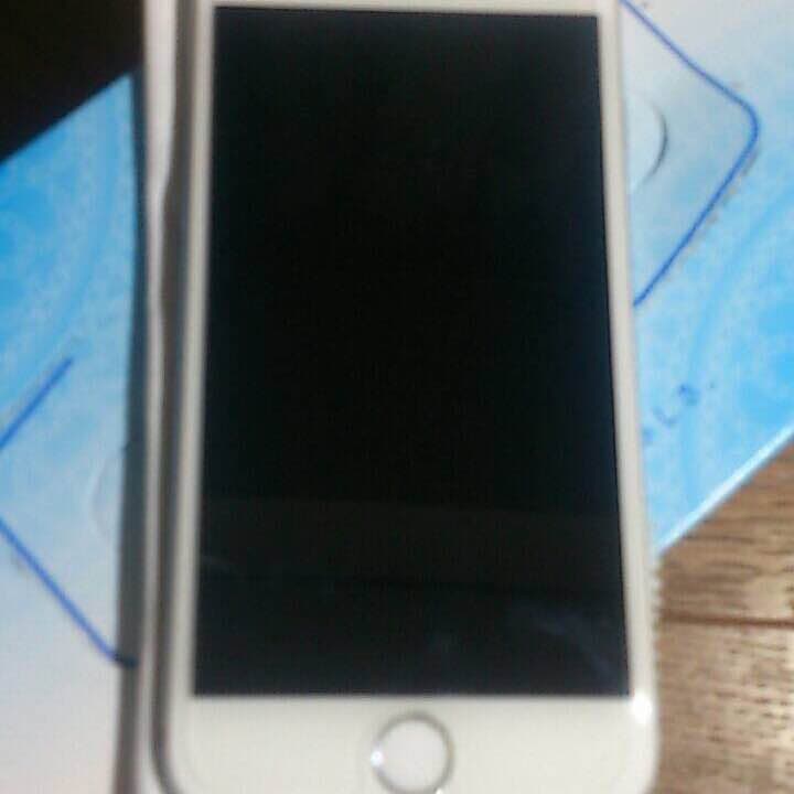 docomo  iPhone 6s  128GB シルバー レビュー】「iPhone 6s /128GB /シルバー」、無事ゲット！外観を