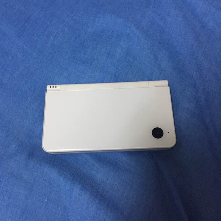 任天堂 DSi LL Amazon | ニンテンドーDSi LL ナチュラルホワイト【メーカー生産終了