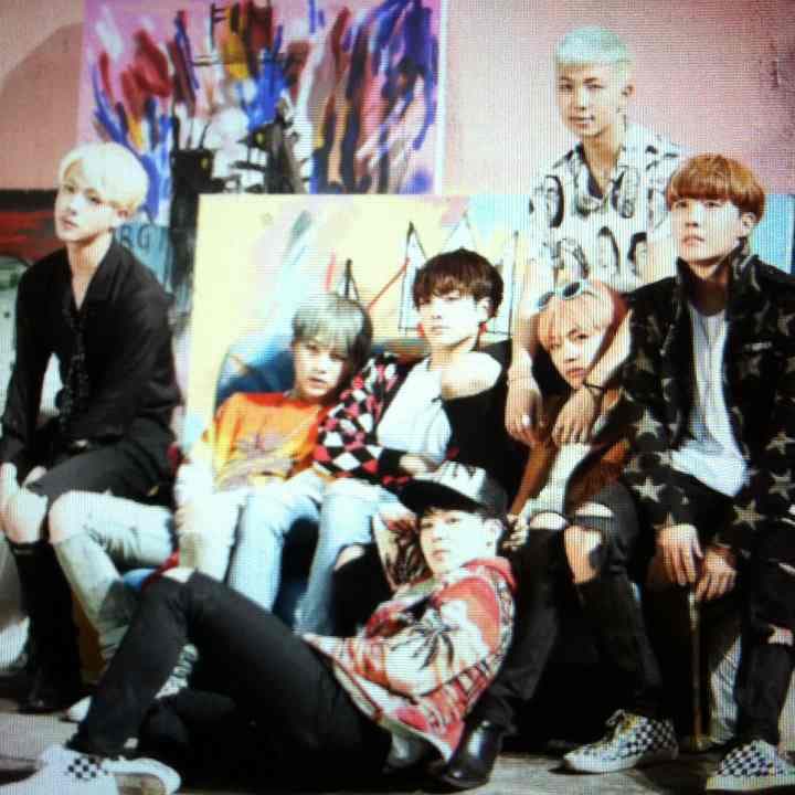 예원 포토] 예원, '33살에도 완벽한 스쿨룩' : 네이트 연예