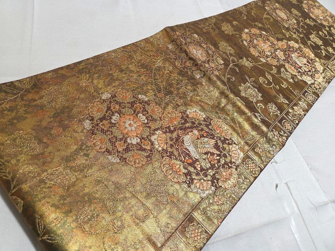 A◇着物くつろぎ 正倉院文様 金糸 引箔 華文 六通 正絹 フォーマルな