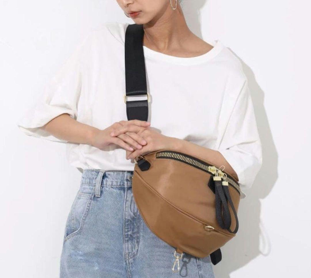 PECHINCHAR ペシンシャ メタルファスナーボディバッグ ショルダー