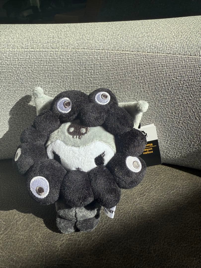 万博　黒ミャクミャク　クロミ　なりきり　カラビナ　BC ミャクミャク　新品 サンリオ×黒ミャクミャクぬいぐるみ、特設サイトで受注販売！ 全7