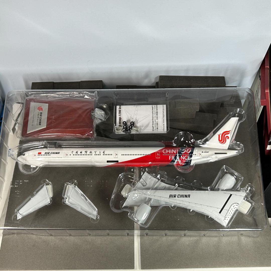 1/200 ホーガン B777-300ER 中国国際航空 中仏国交50周年塗装 - メルカリ