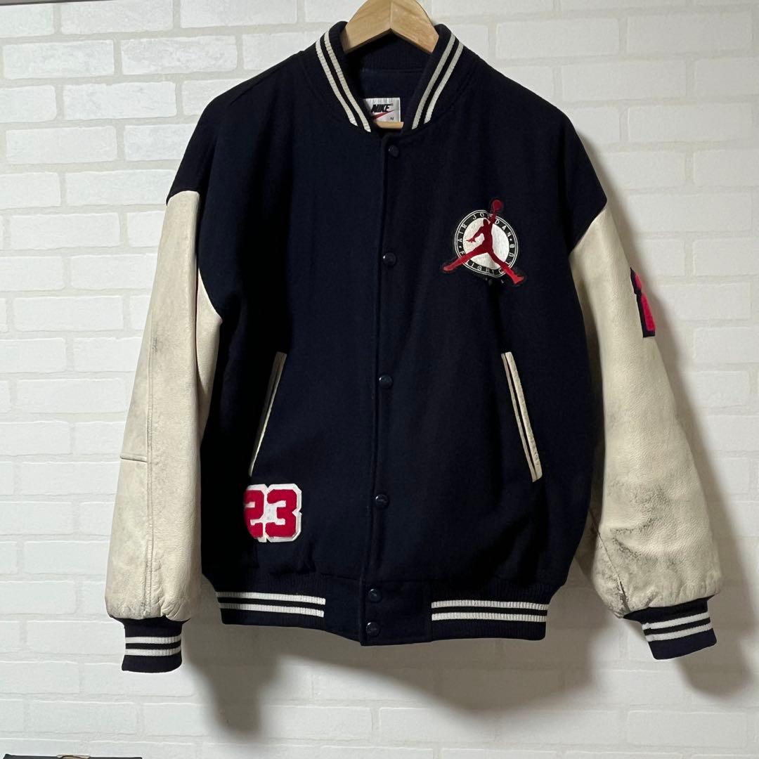 Nike Jordan 90's スタジャン